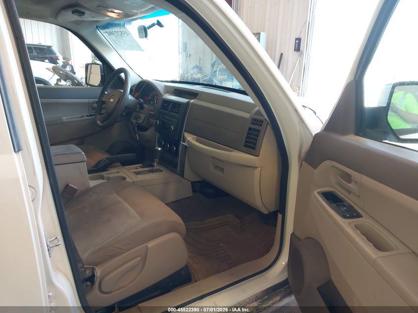 2008 JEEP LIBERTY auction photo 5