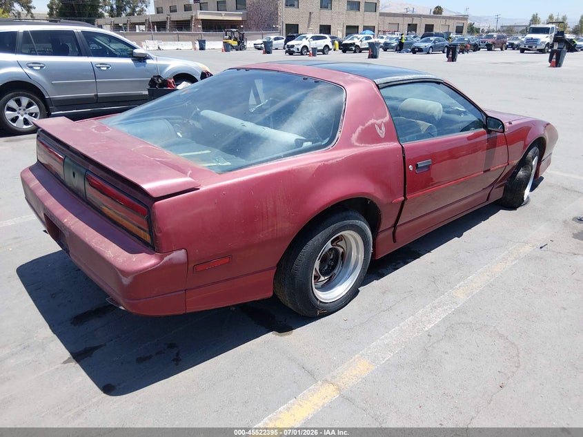 1990 PONTIAC FIREBIRD auction photo 4