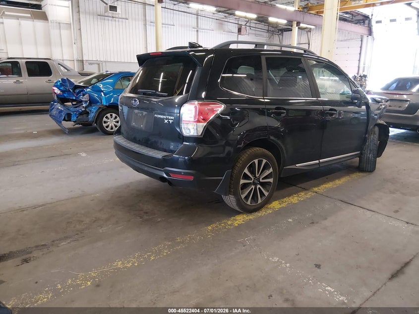 2017 SUBARU FORESTER auction photo 4