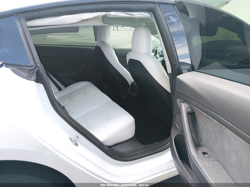 2022 TESLA MODEL 3 auction photo 8