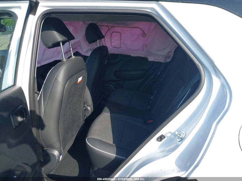 2025 Hyundai Venue Limited VIN: KMHRC8A38SU384879 Lot: 45522483