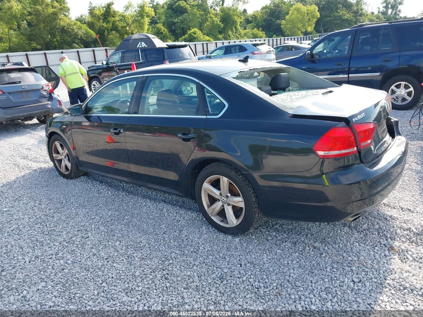 2013 VOLKSWAGEN PASSAT auction photo 3