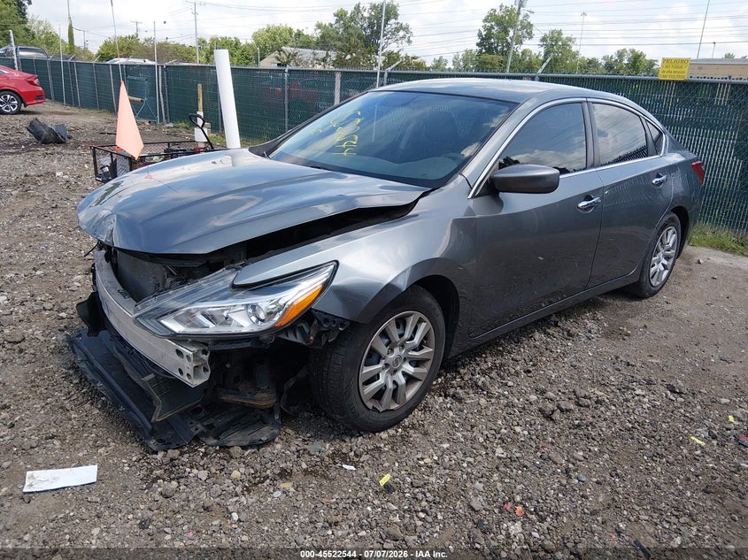 2018 NISSAN ALTIMA auction photo 2