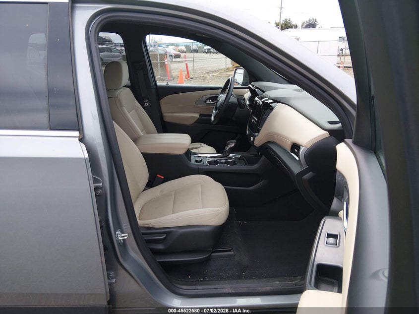2023 CHEVROLET TRAVERSE auction photo 5