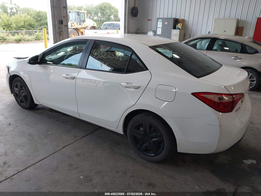 2019 TOYOTA COROLLA auction photo 3