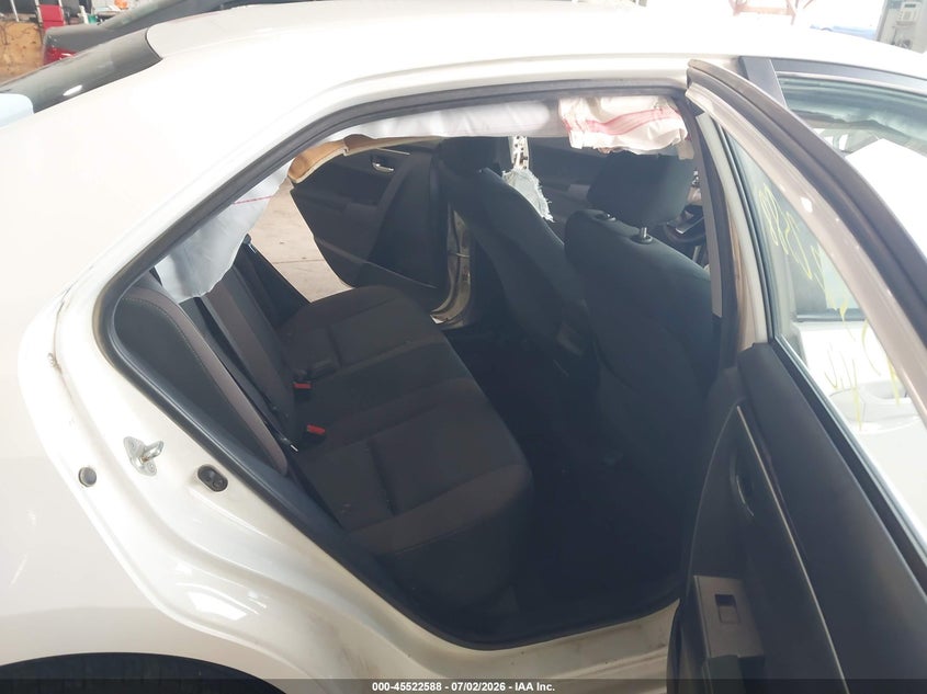 2019 TOYOTA COROLLA auction photo 8