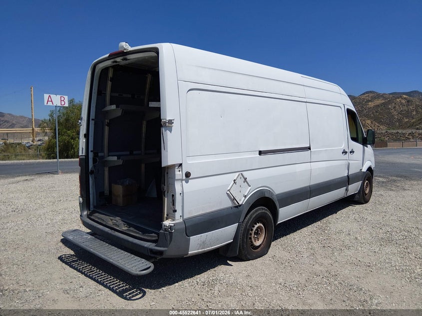 2011 MERCEDES-BENZ SPRINTER 2500 auction photo 4
