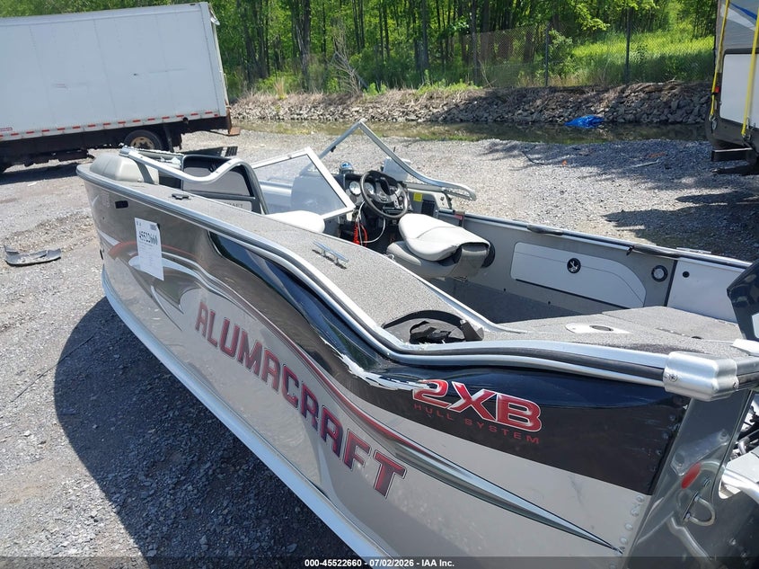 2005 ALUMACRAFT 18' auction photo 6