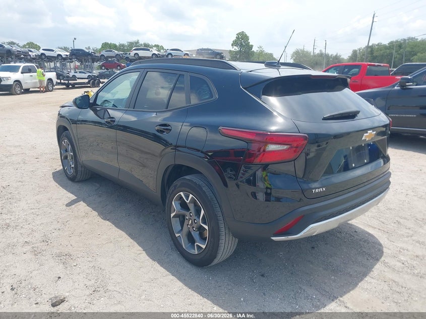 2025 CHEVROLET TRAX auction photo 3