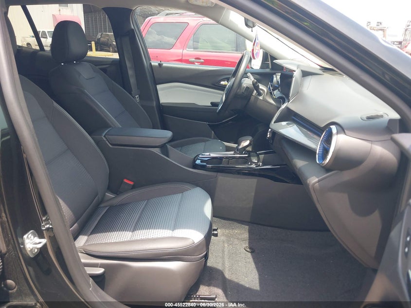 2025 CHEVROLET TRAX auction photo 5