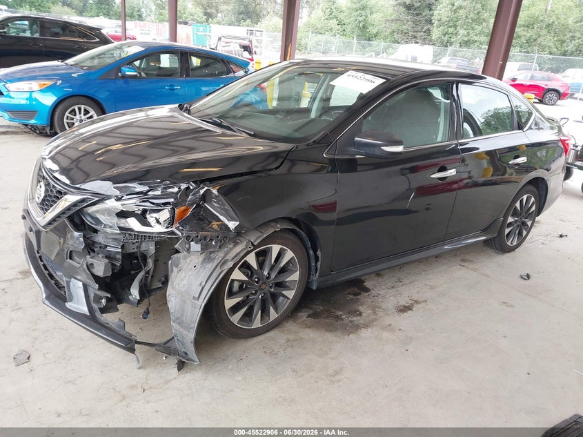 2019 Nissan Sentra Sr, Left Front, IAAI, VIN 3N1AB7AP7KY369890 — photo 2