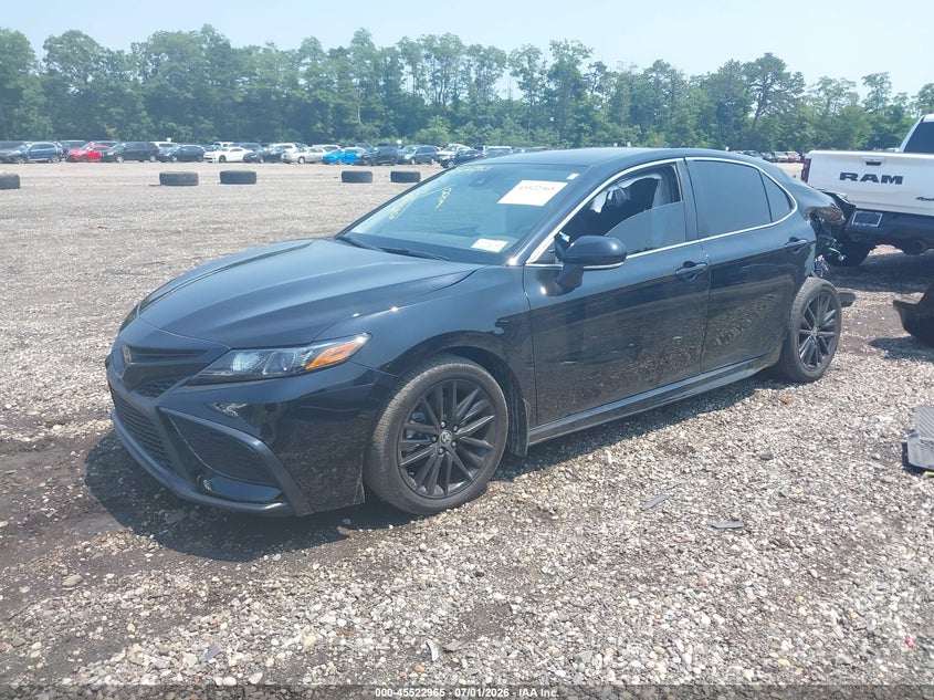 2023 TOYOTA CAMRY auction photo 2