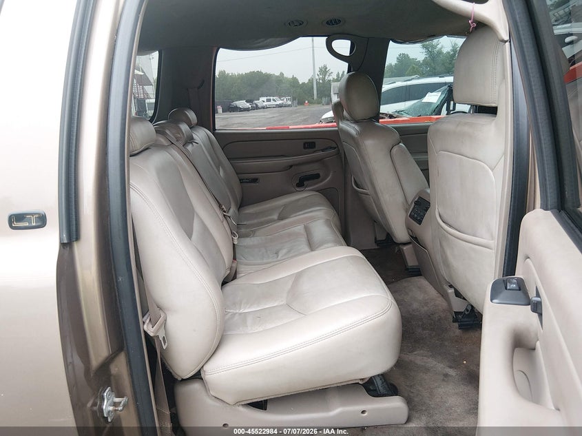 2004 CHEVROLET SUBURBAN 1500 auction photo 8