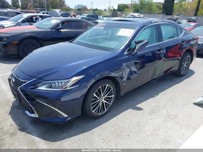 2022 LEXUS ES 250 auction photo 2