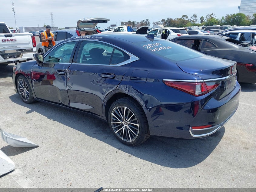 2022 LEXUS ES 250 auction photo 3