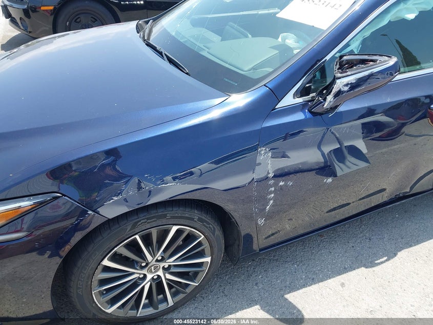 2022 LEXUS ES 250 auction photo 6
