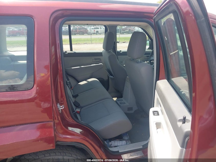 2008 JEEP LIBERTY auction photo 8
