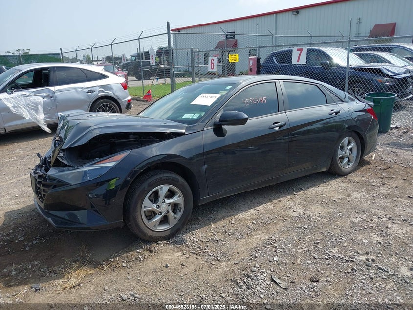 2021 HYUNDAI ELANTRA auction photo 2
