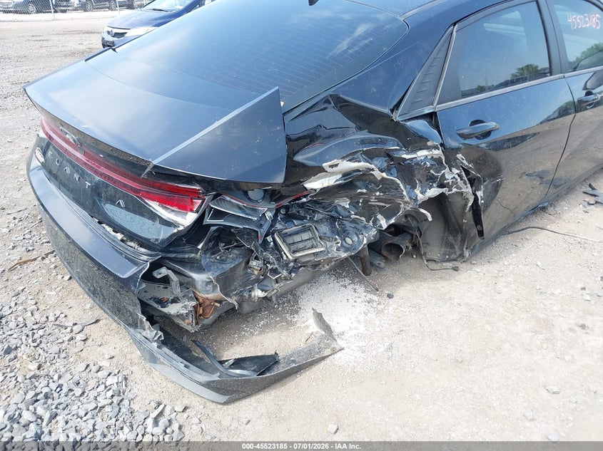 2021 HYUNDAI ELANTRA auction photo 6