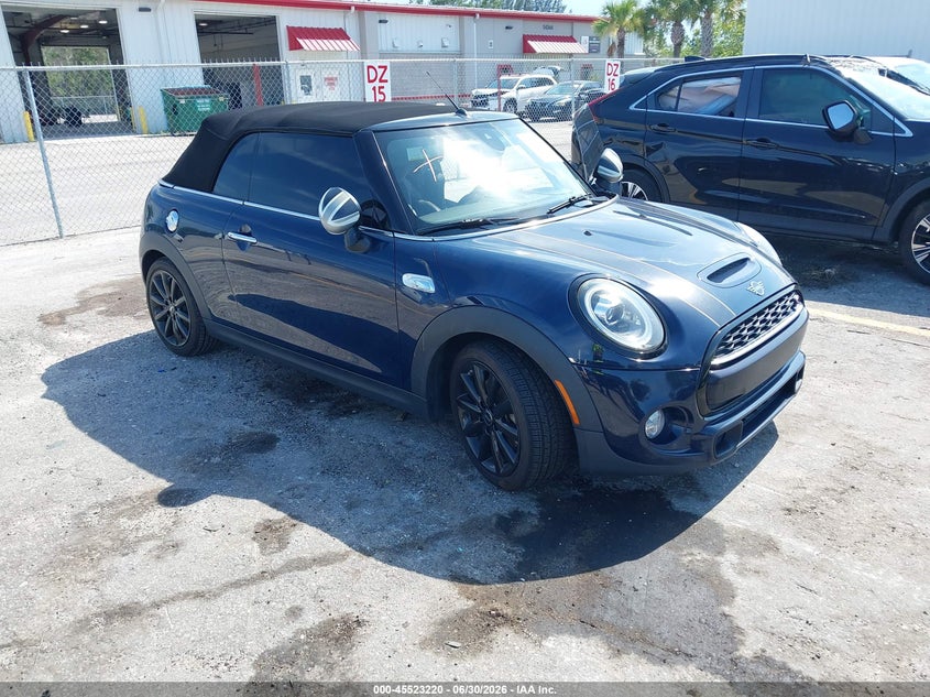 2019 MINI CONVERTIBLE auction photo 6