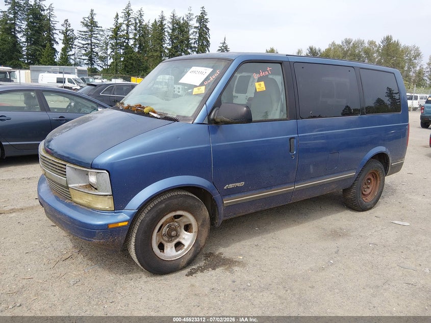 1997 CHEVROLET ASTRO PASSENGER auction photo 2