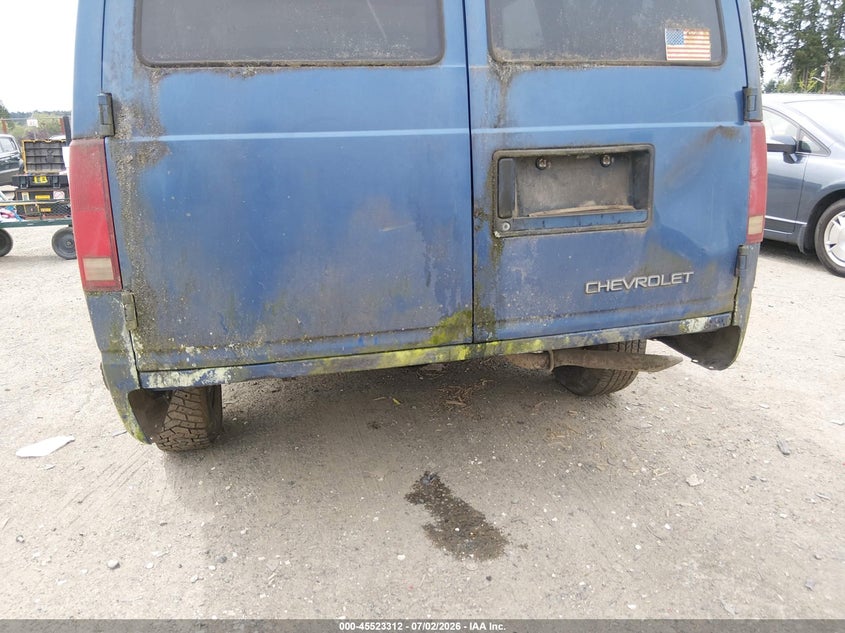 1997 CHEVROLET ASTRO PASSENGER auction photo 6
