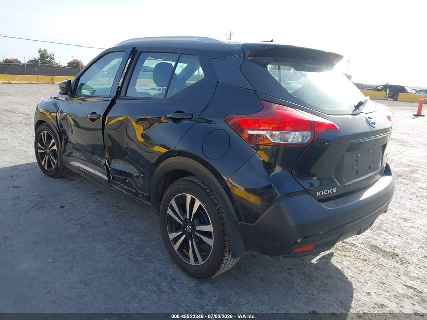 2019 NISSAN KICKS auction photo 3