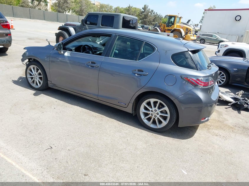 Vin: jthkd5bh2d2126334, lot: 46021564, lexus ct 200h 20133