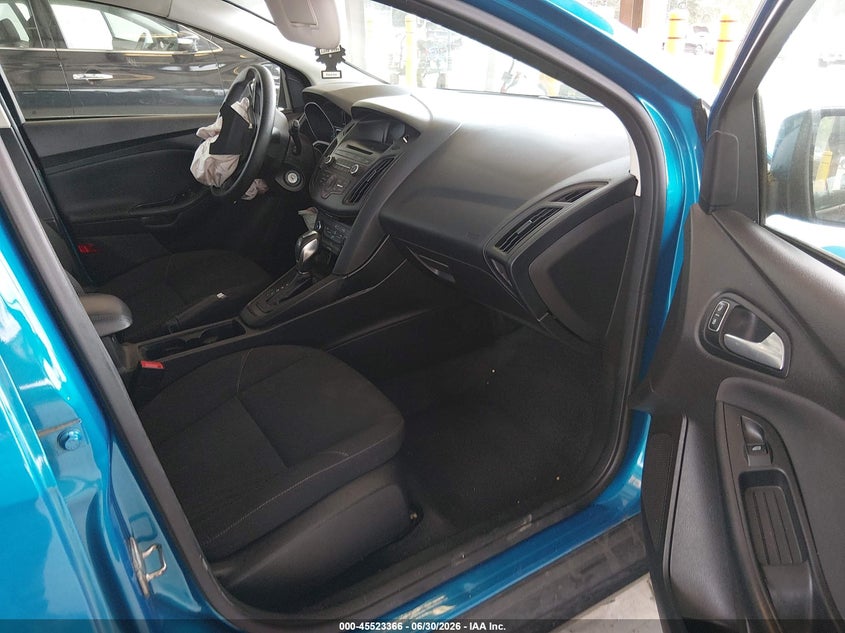 2016 FORD FOCUS auction photo 5