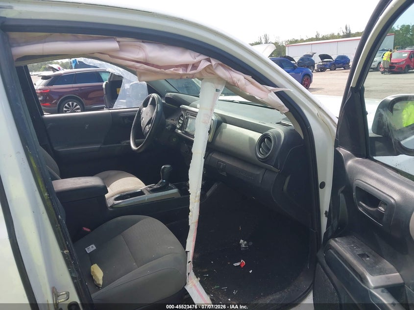 2016 TOYOTA TACOMA auction photo 5