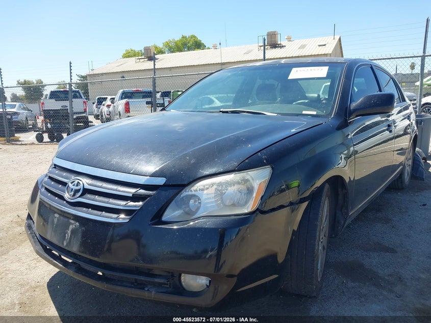 2007 TOYOTA AVALON auction photo 2