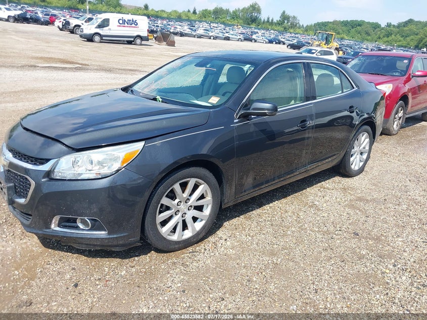 2015 Chevrolet Malibu, Normal Wear & Tear, IAAI, VIN 1G11D5SL7FF121488 — photo 2