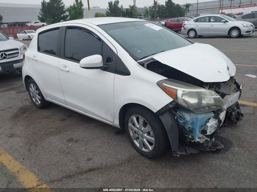 2017 TOYOTA YARIS LE