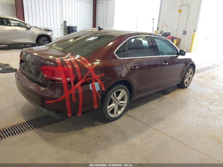 2014 VOLKSWAGEN PASSAT auction photo 4