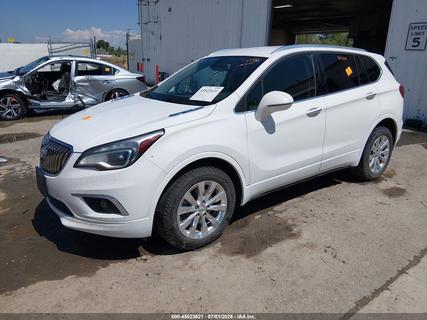 Vin: lrbfx2saxjd009806, lot: 46021837, buick envision essence 20182
