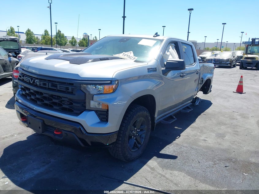 2026 Chevrolet Silverado, Left Side, IAAI, VIN 3GCUKCE82TG201667 — photo 2