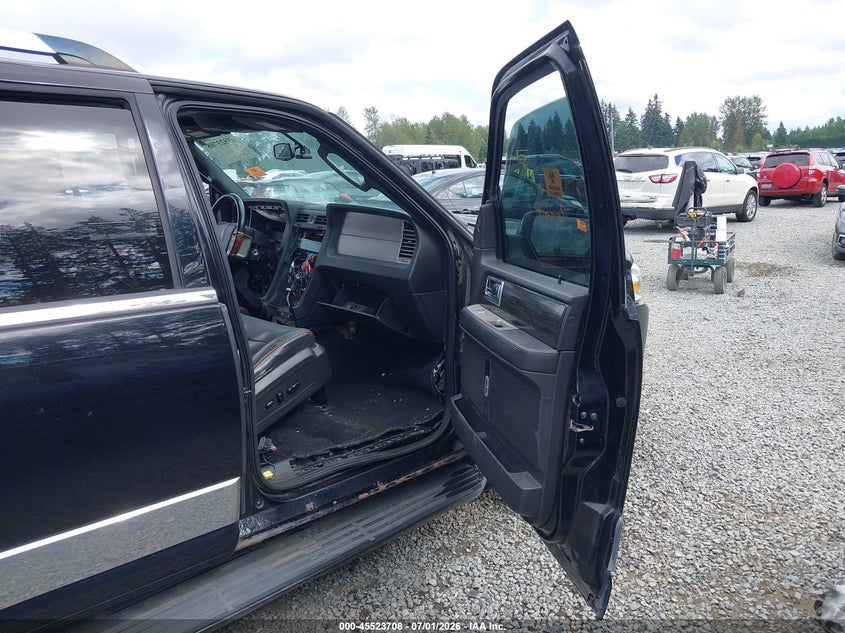 2007 LINCOLN NAVIGATOR auction photo 5