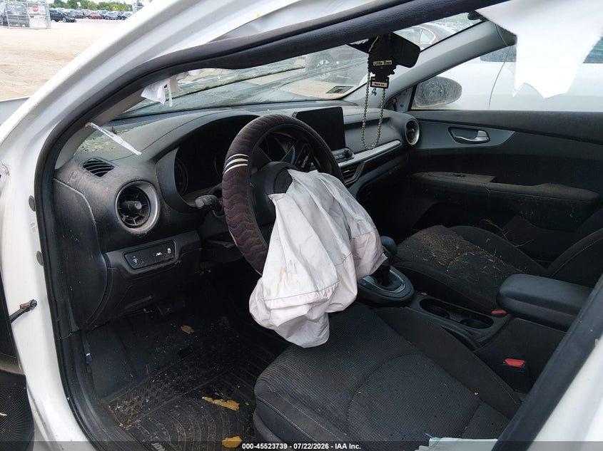 2021 KIA FORTE auction photo 5