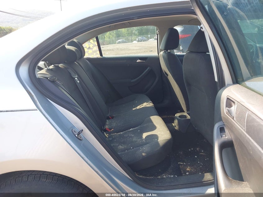 2012 VOLKSWAGEN JETTA auction photo 8
