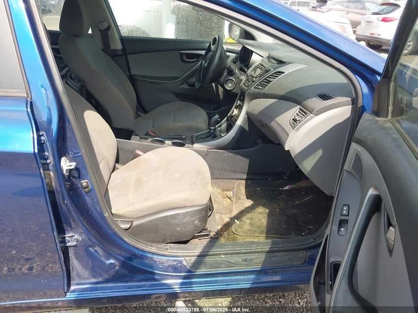 AtlanticExpress - Hyundai Elantra