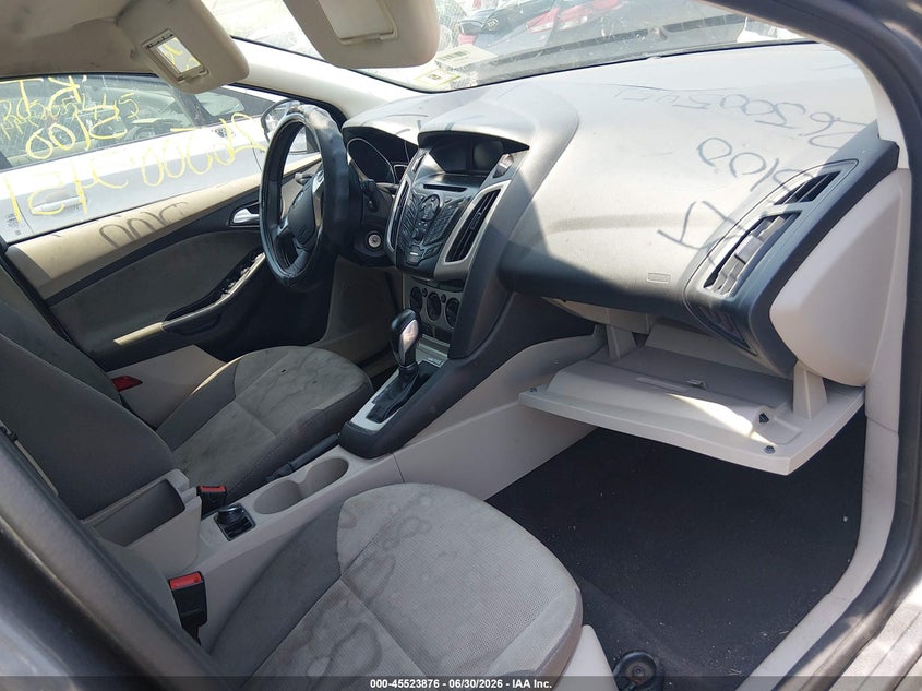 2014 FORD FOCUS auction photo 5