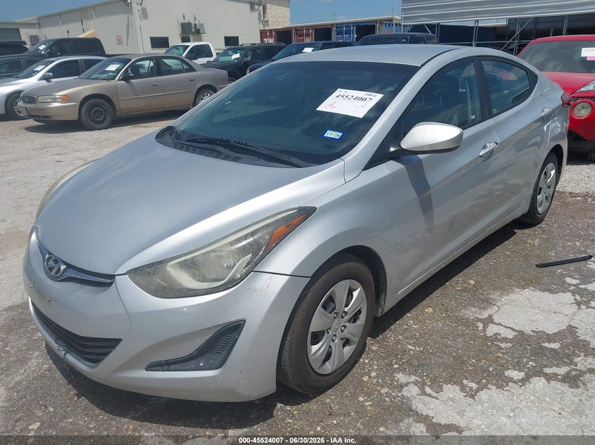 2016 HYUNDAI ELANTRA auction photo 2
