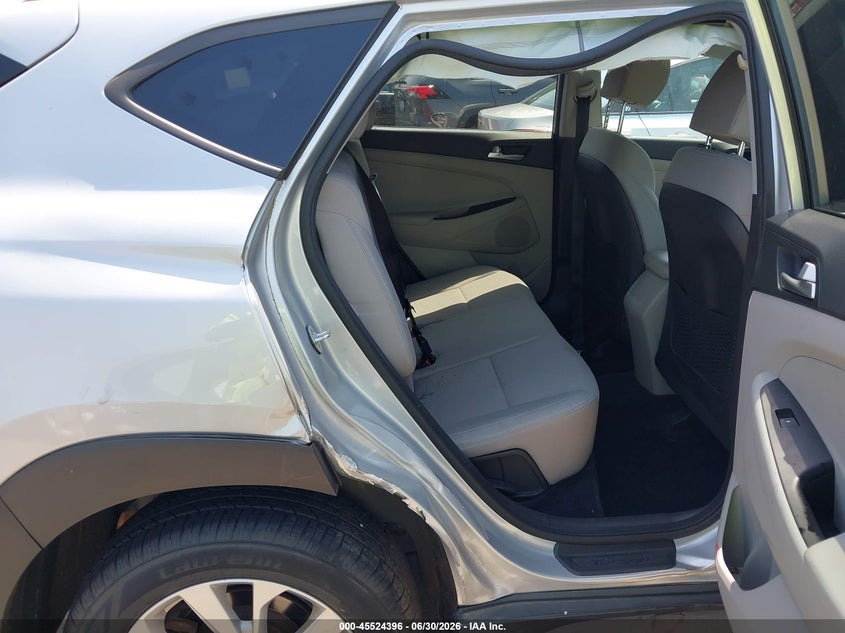 2019 HYUNDAI TUCSON auction photo 8