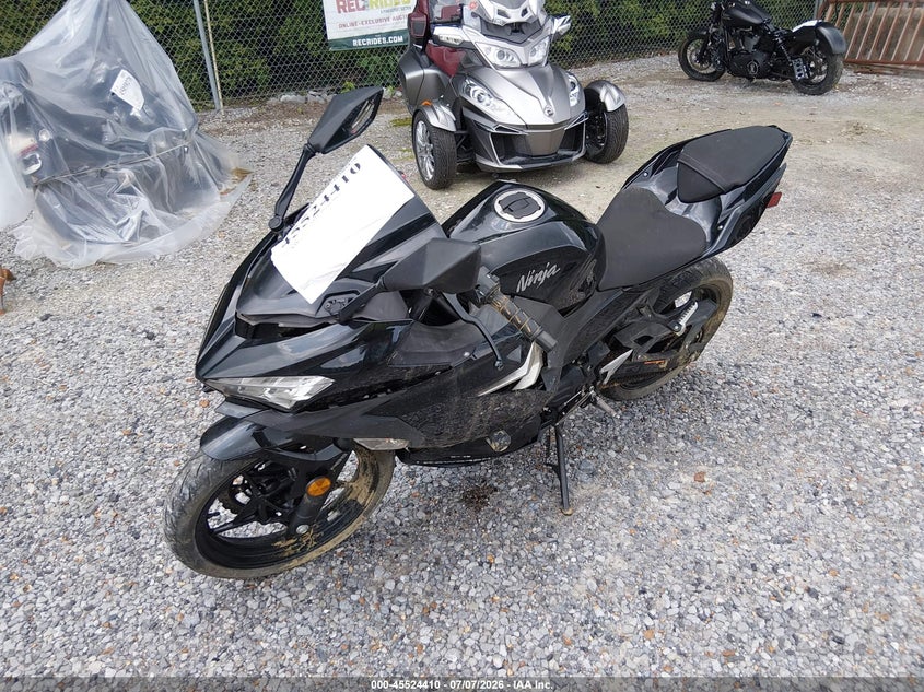 2019 KAWASAKI EX400 auction photo 2