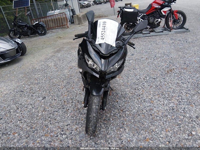 2019 KAWASAKI EX400 auction photo 5