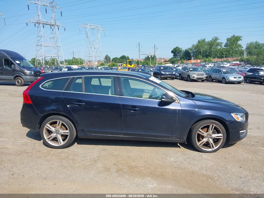 2017 Volvo V60 T5 Premier VIN: YV140MEK1H1343631 Lot: 45524459