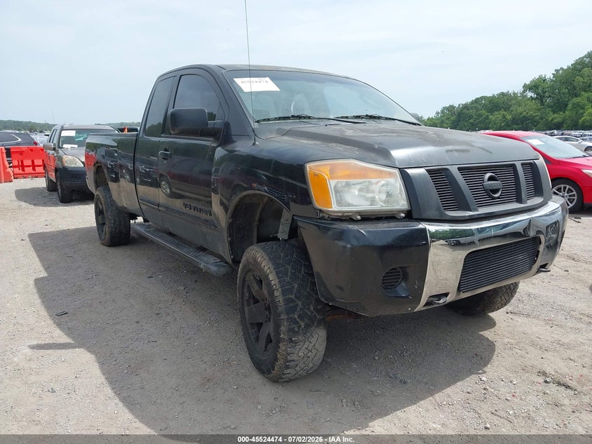 2008 NISSAN TITAN SE