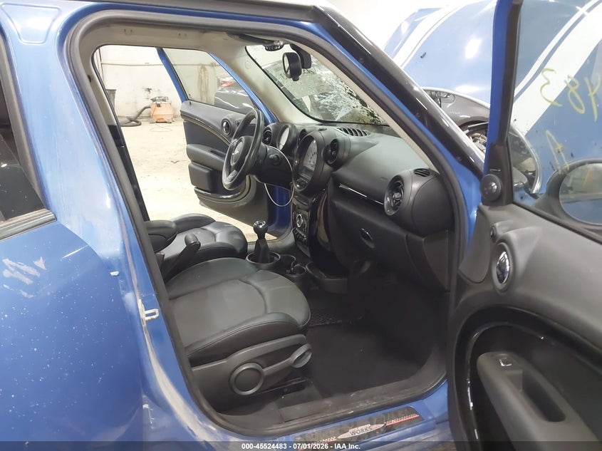 2014 MINI COUNTRYMAN auction photo 5
