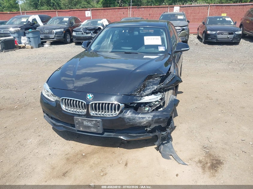 2018 BMW 320I xDrive VIN: WBA8E5G50JNU46945 Lot: 45524510