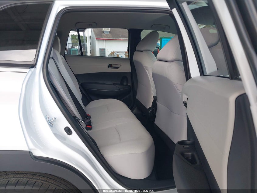 2026 TOYOTA COROLLA CROSS auction photo 8